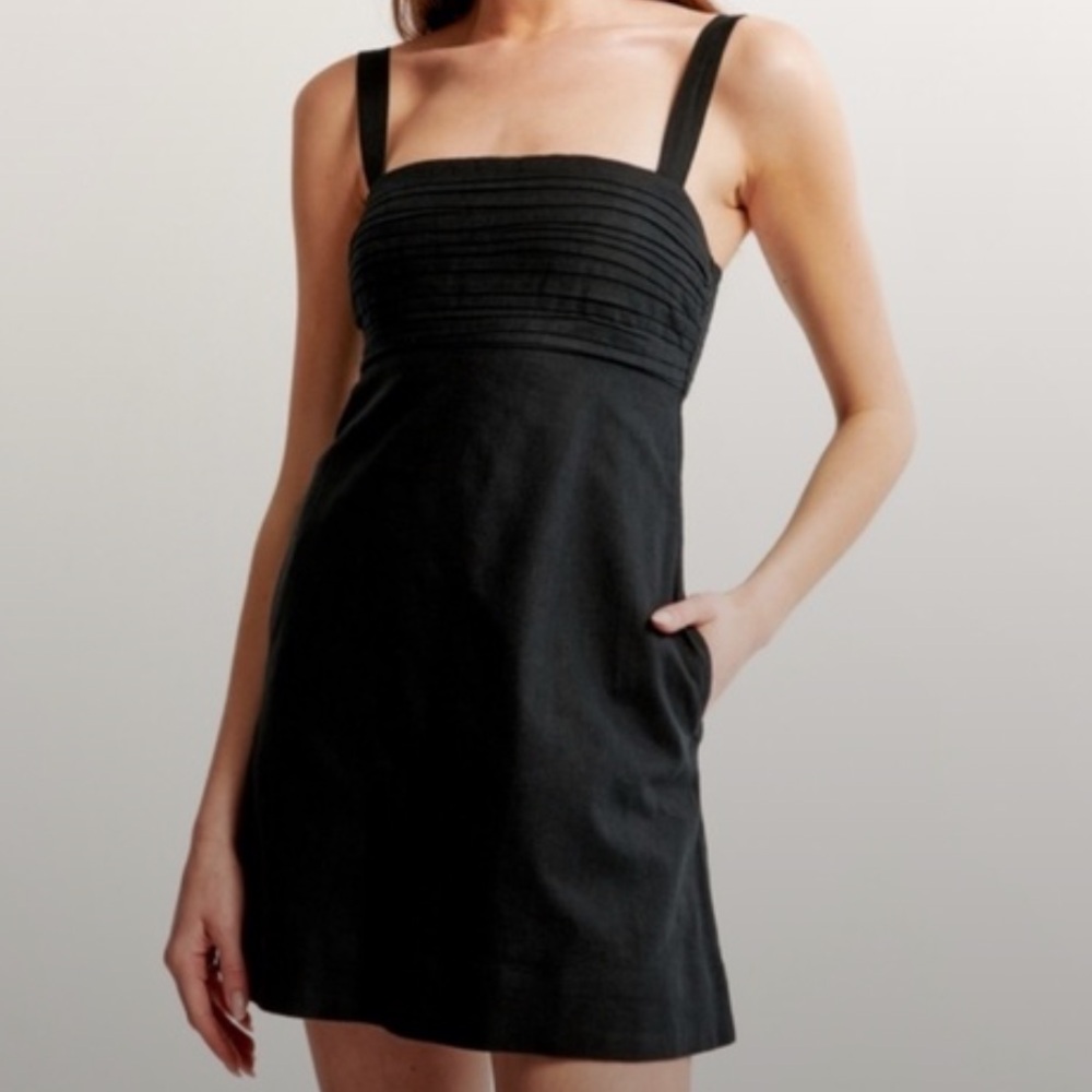 Abercrombie & Fitch Linen Black Mini Dress